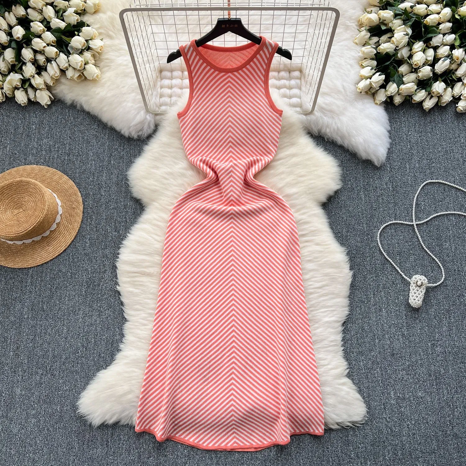Design inspired color striped knitted dress for women's 2024 new summer Korean version medium length sleeveless vest skirt