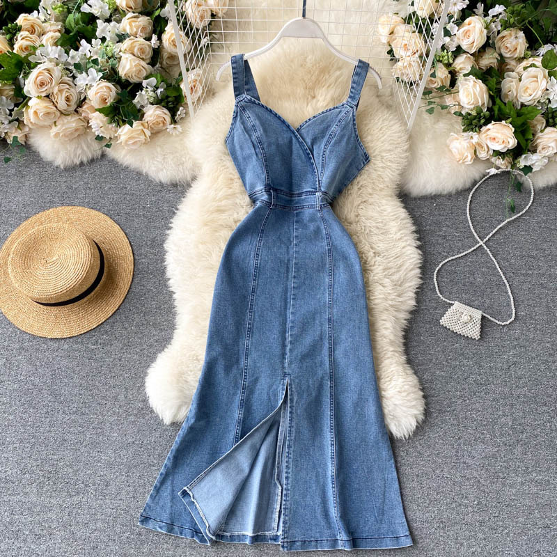 Hong Kong style waistband slimming denim dress with heart trick split for commuting, versatile, light and mature temperament, A-line skirt with suspender