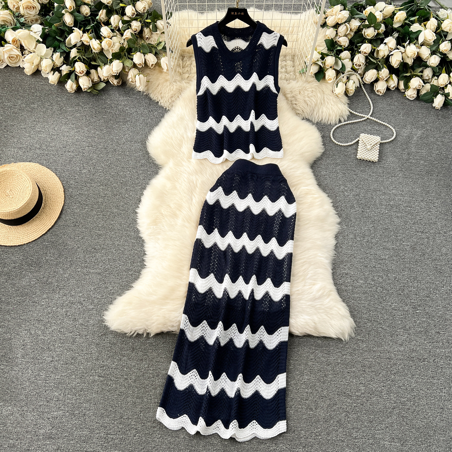 Early Spring Korean Style Dressing Set for Women's 2024 New Contrast Wave Pattern Knitted Shirt Versatile Half Skirt Two Piece Set Trendy