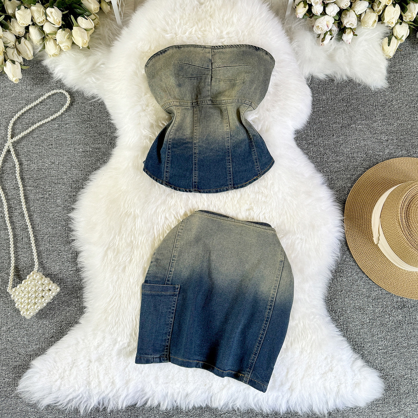 2024 Summer Sweet and Spicy Small Man Bra Gradient Denim Top Wrapped Hip Short Skirt Fashion Two Piece Set