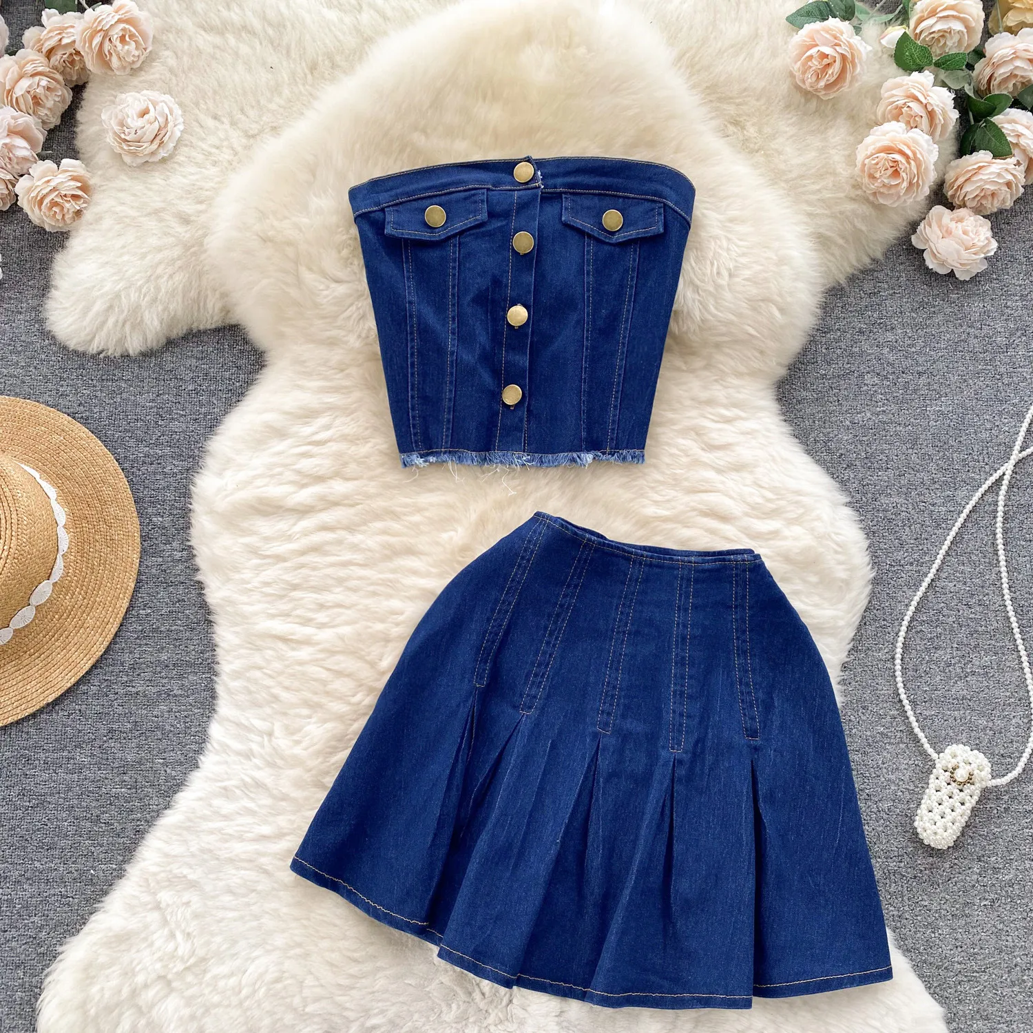 This year's popular fashion set, spicy girl style, sexy strapless, versatile short pleated skirt, denim two-piece set