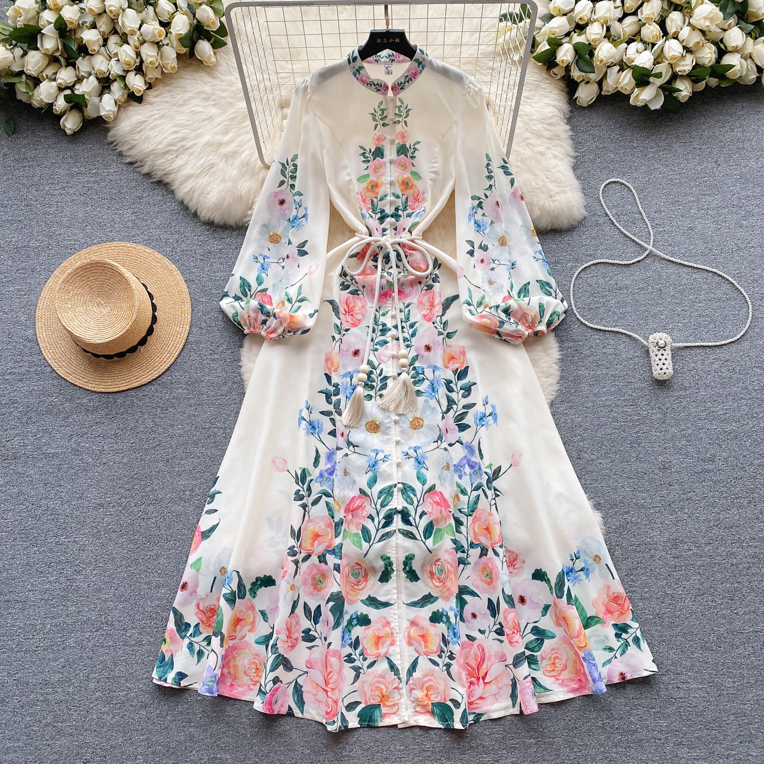 Palace style dress for women in spring, new elegant print, buckle up waist, slimming temperament, long skirt, French holiday dress