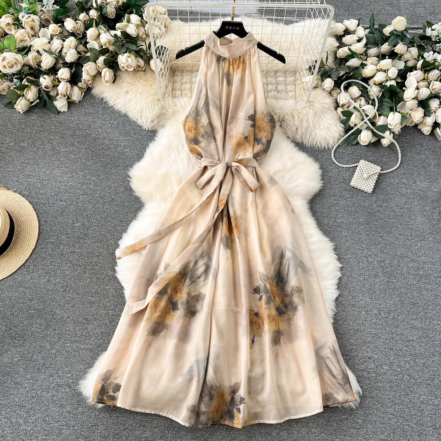 Retro print hanging neck dress, spring dress for women in 2024, new goddess style, slim fit, mid length vacation dress