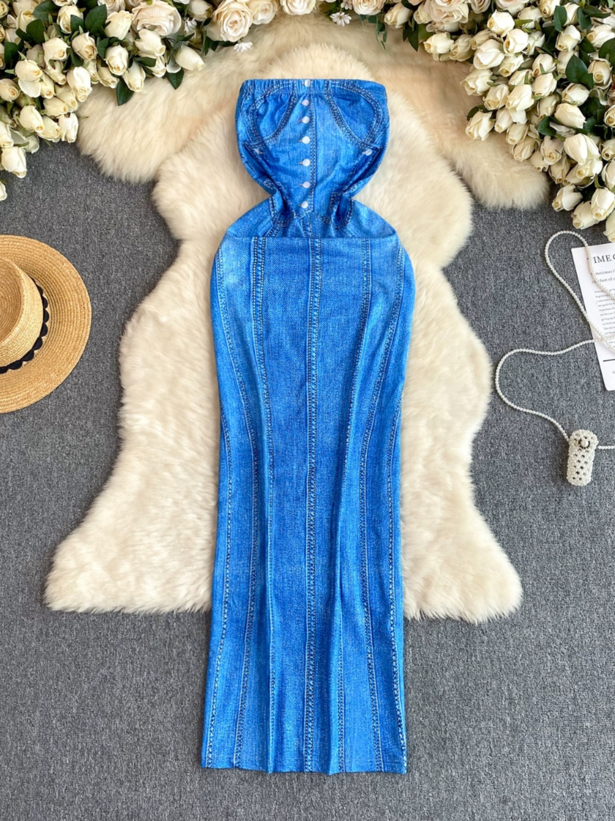European and American retro spicy girl style strapless dress for women in summer, with a slim waist and a pure and sexy slit long skirt