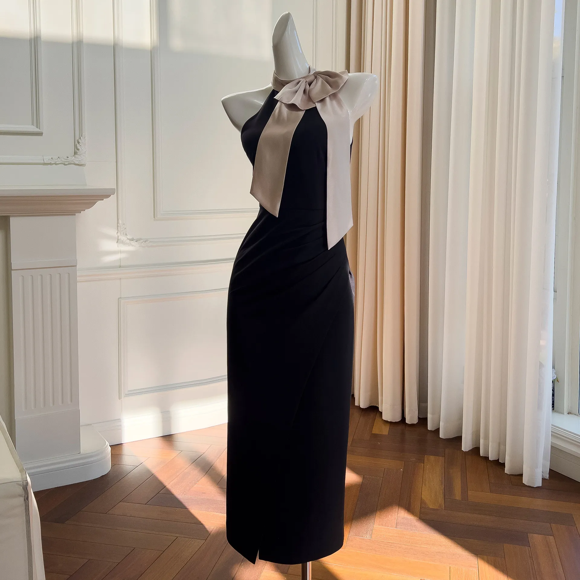 Elegant Off the Shoulder Sexy Hanging Neck Bow Decorative Dress Women's Slim Fit and Slim Black Dress Dress 68338