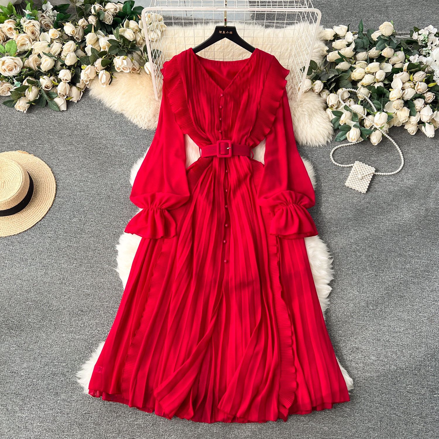 2024 Early Spring New Sweet Auricularia Edge Heavy Work Pressed pleated Buckle Slim Fit Long Chiffon Dress Holiday Skirt
