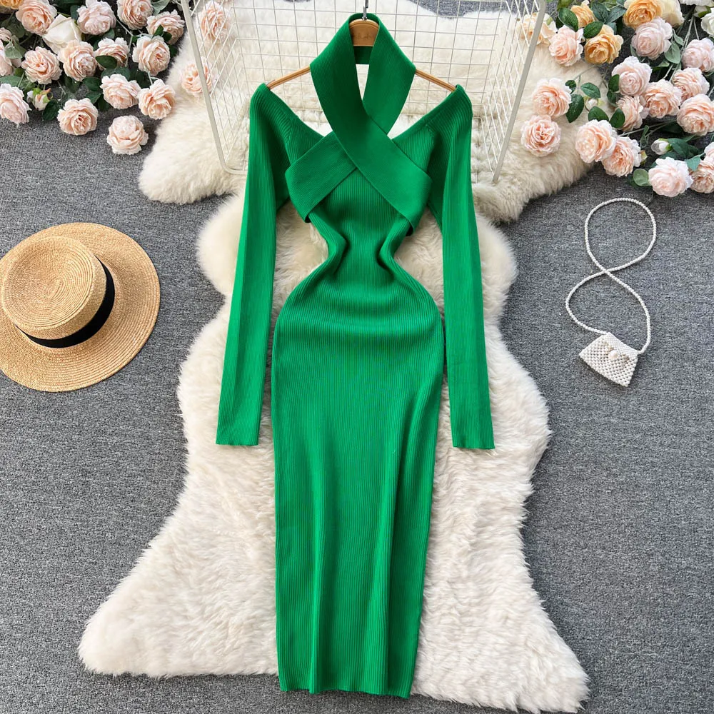 Design Sensation Crossed Retro French Sexy Hanging Neck Knitted Dress Women's Autumn and Winter Hip Wrap Bottom Long Dress Fashionable