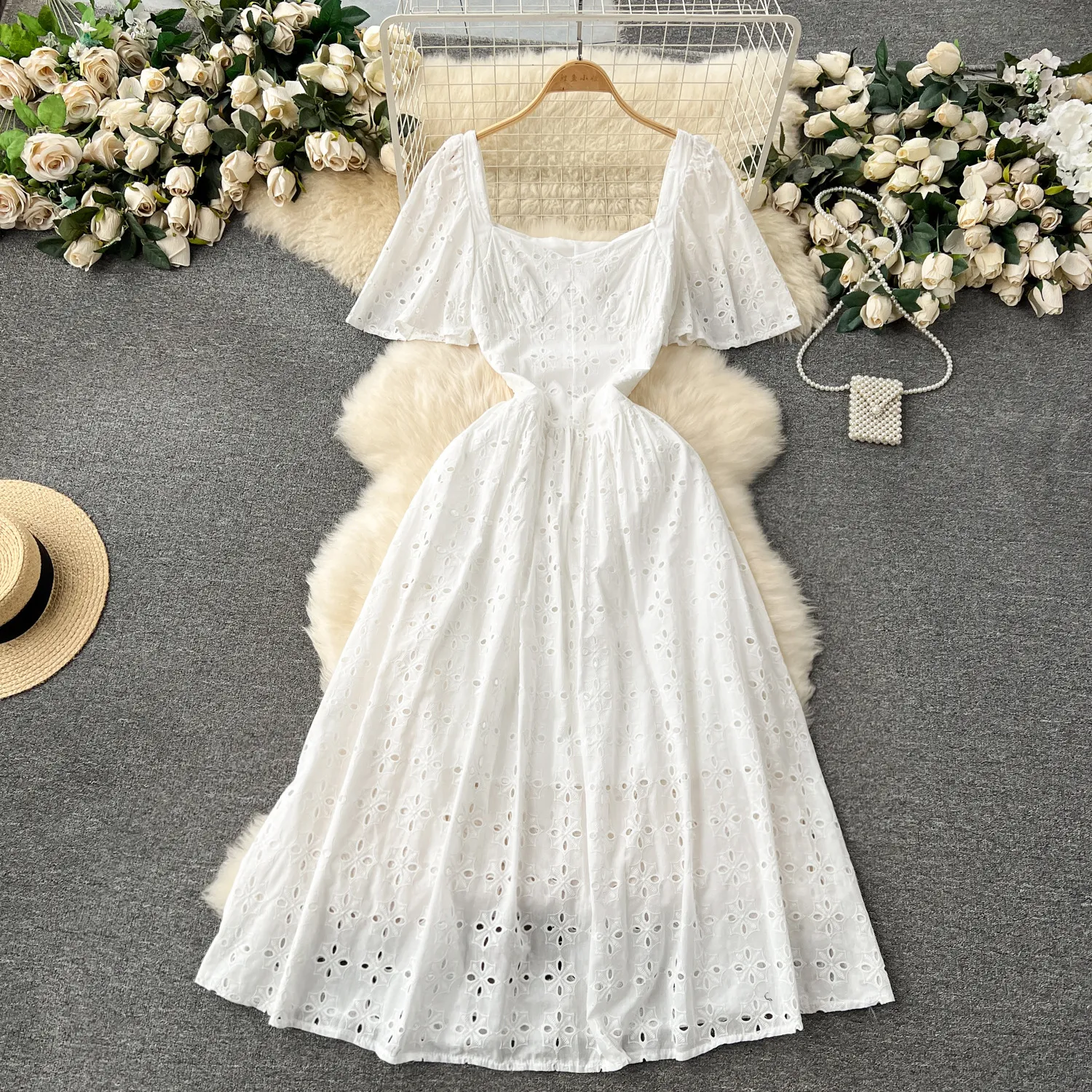 French Gentle Style Temperament Dress Spring Dress Women's Heavy Industry Embroidery Hollowed out Waist Slimming Edition Age Reducing Holiday Dress