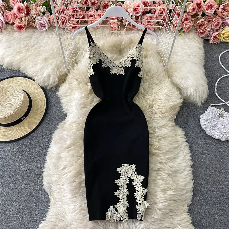 2021 Summer New Korean Edition Careful Machine Lace Lace Knitted Sling Skirt Sexy Split Hip Wrap Dress