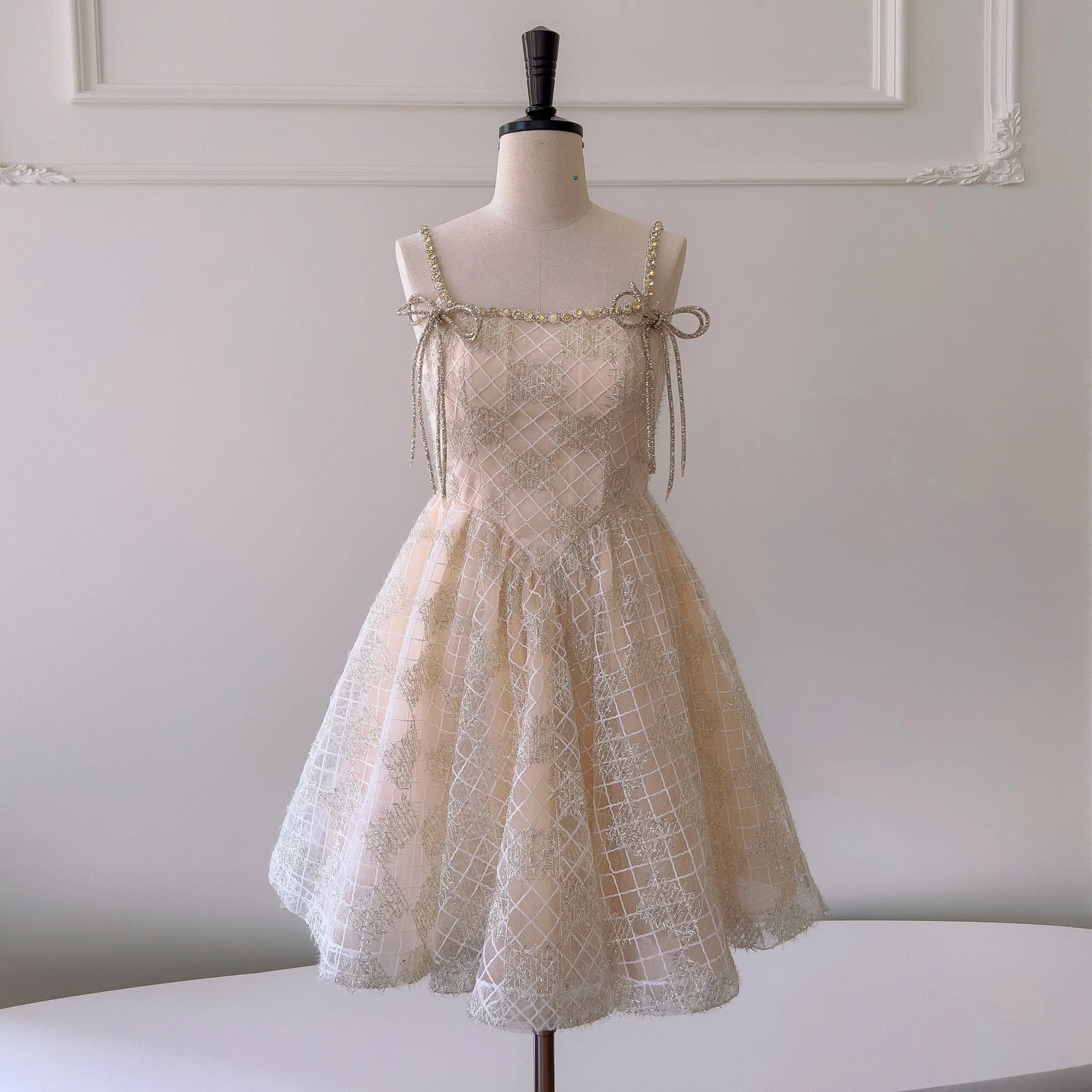 Palace style bow, rhinestone, fluffy skirt, French three-dimensional embroidery, mesh, fishbone, waistband, formal dress 68265