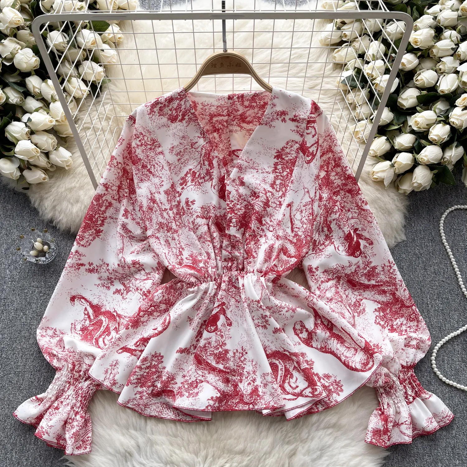 2024 New Top Women's Vintage Print Elastic Waist Slimming Lotus Leaf Swing Shirt Age Reducing Bubble Sleeves Spring Dress