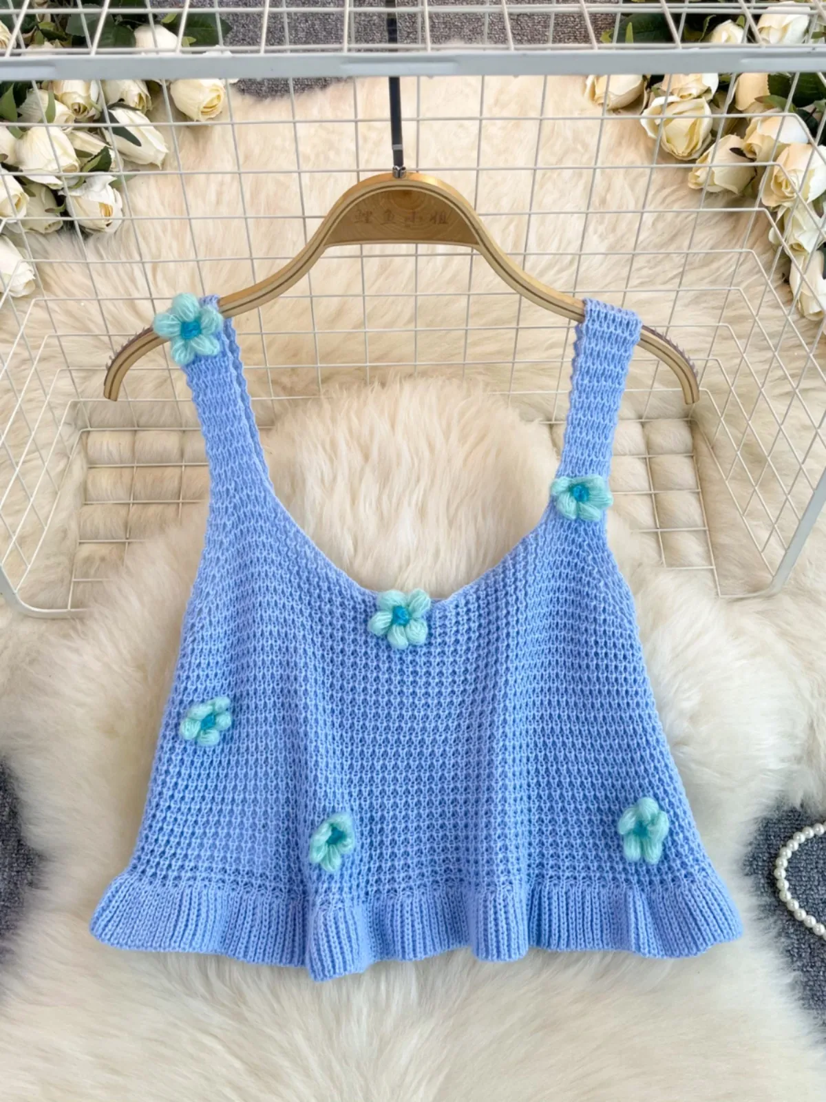 Sweet and fresh blue camisole vest for female niche wearing short sleeveless three-dimensional flower hollowed out knitted top