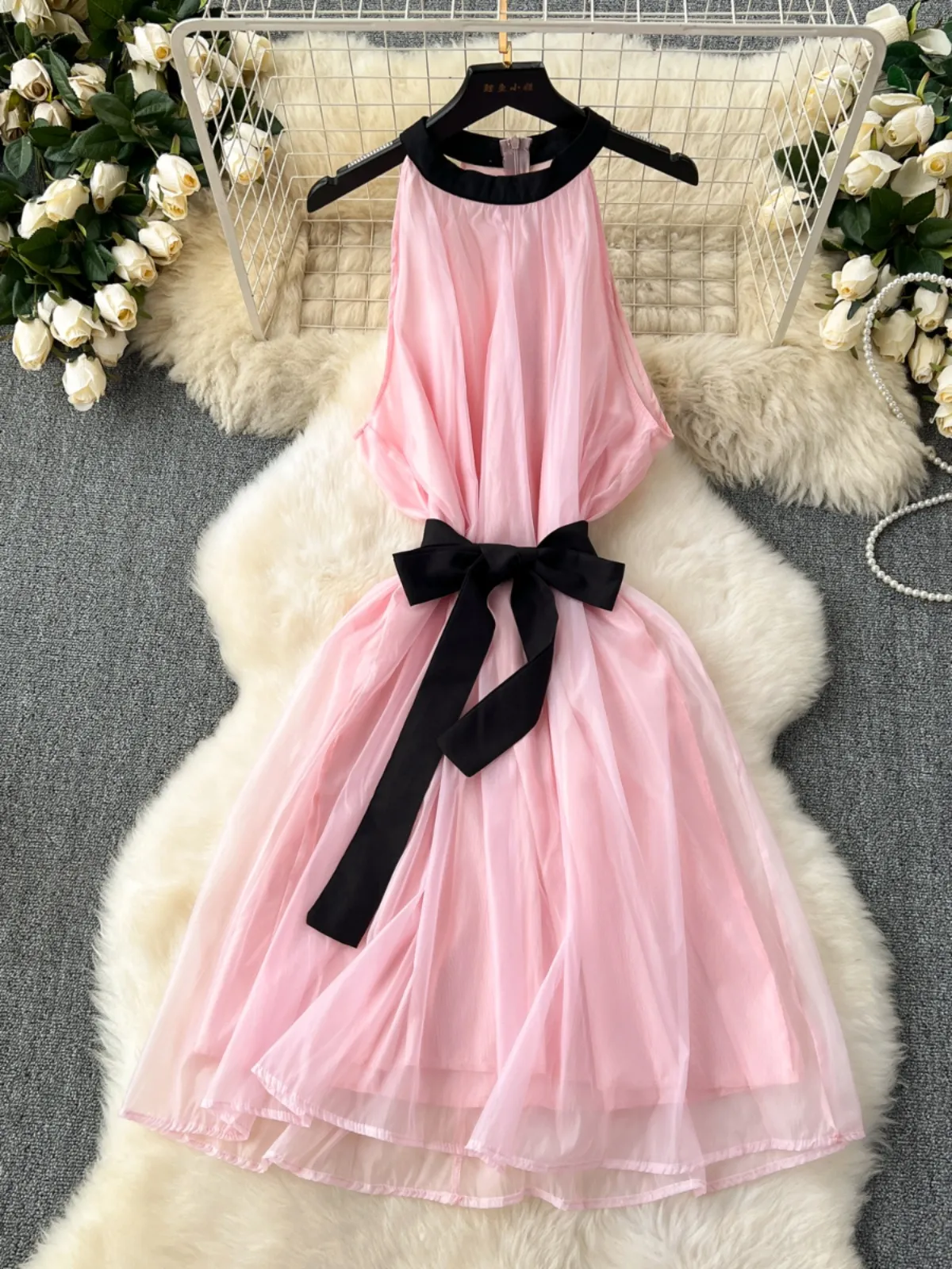 Pink neckline mesh dress for women with small stature wearing in summer, pure desire style, tie up waist, elegant sleeveless dress