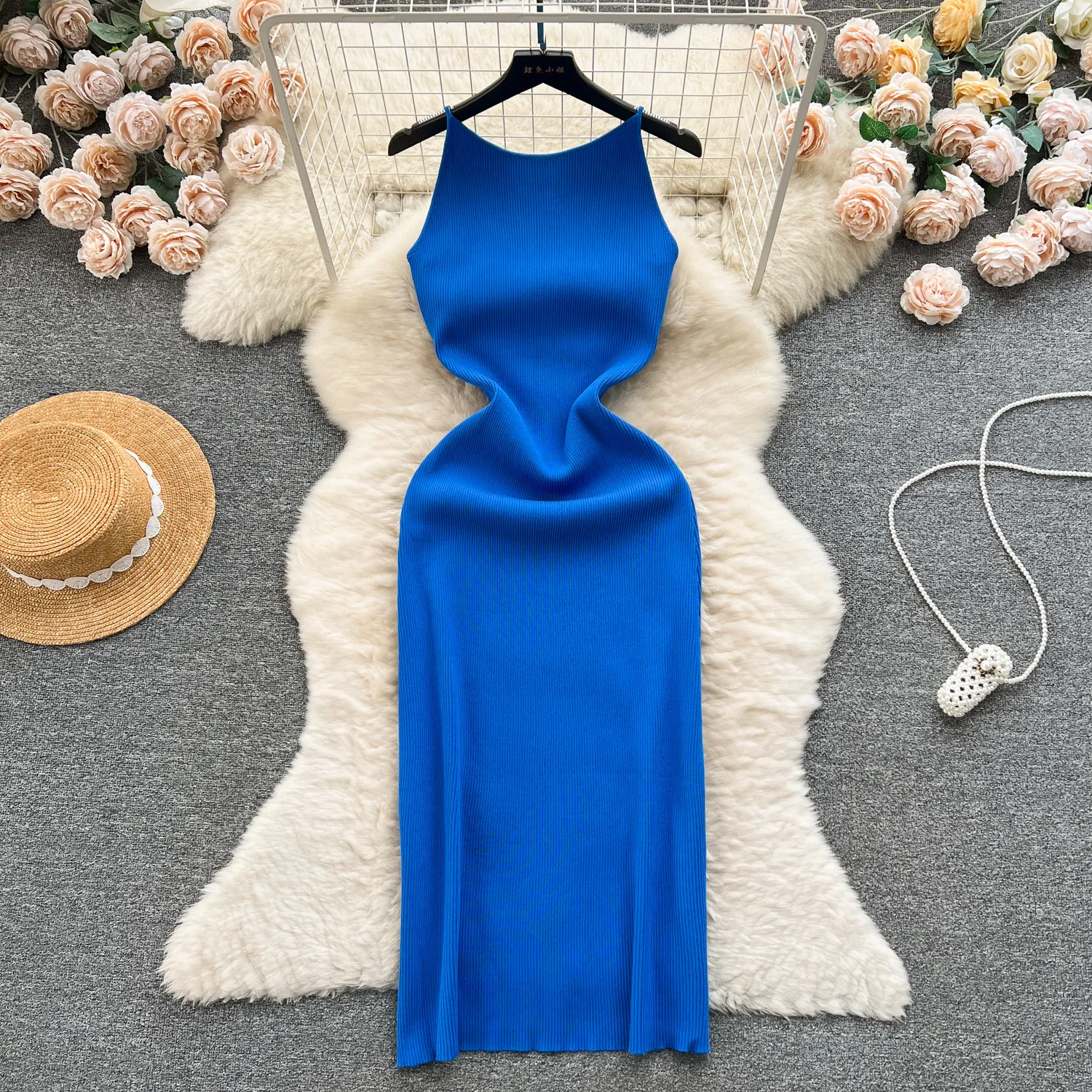 High end and elegant dress, spring dress for women, simple and solid color slim fit, medium length, tight fitting, hip wrap skirt, suspender bottom skirt