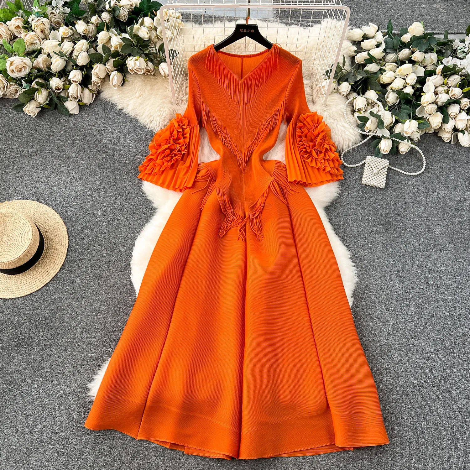European court style dress for women with a design sense of tassel V-neck, slim fit, long three house pleated flared sleeve dress for women