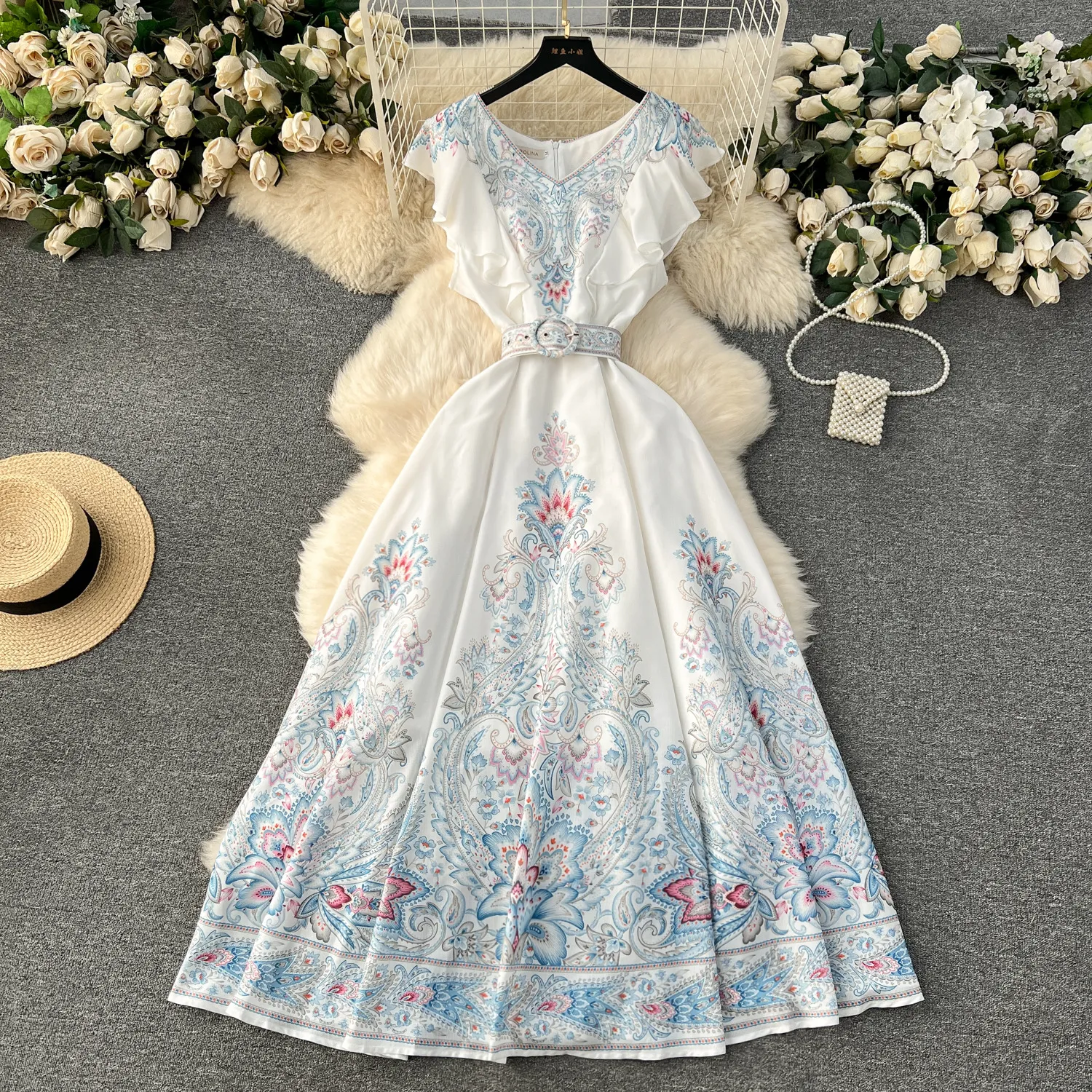 French retro palace style dress for women with design sense, printed slim fit long version, reduced age lotus leaf sleeves, elegant dress for women