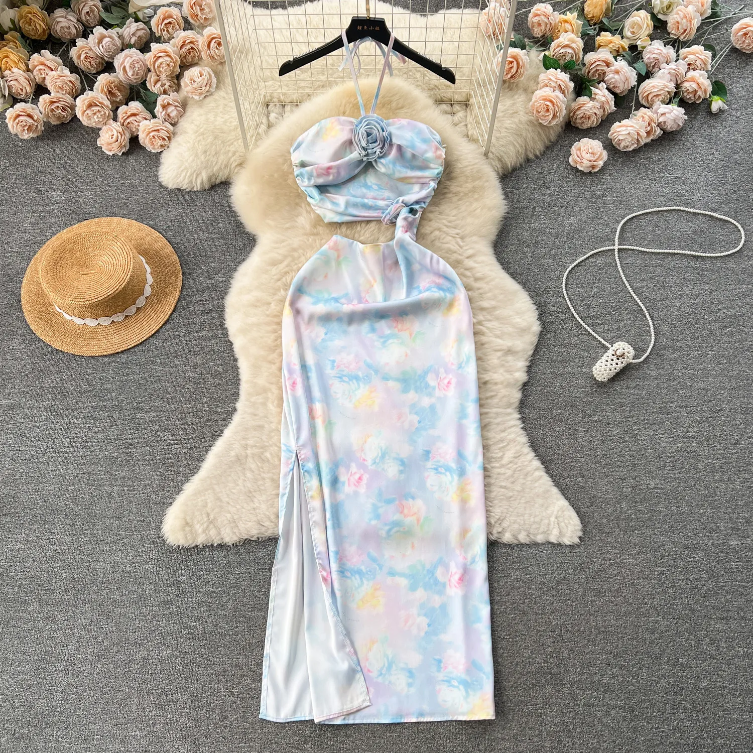 Travel photo vacation style hanging neck dress for women with a three-dimensional floral wrap chest design, heart machine hollowed out slim fit print holiday dress