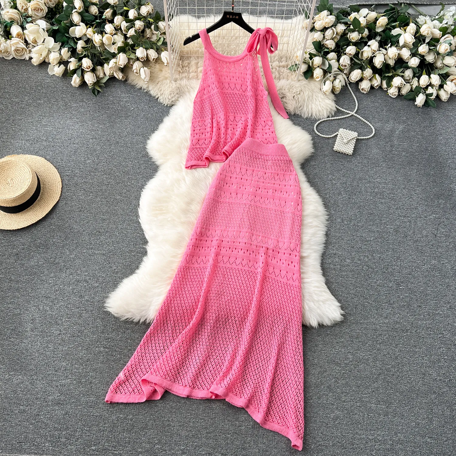 Early Spring Korean Style Dressing Set 2024 New Strap Hanging Neck Top Versatile Long Skirt Knitted Two Piece Set