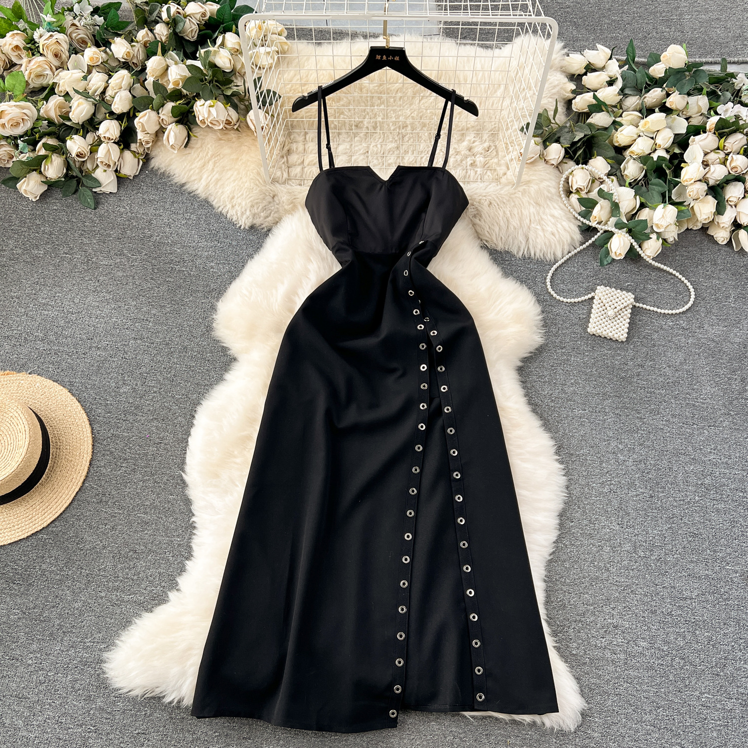 Celebrity temperament retro elegant camisole dress with feminine feel, strapless camisole waist closing dress, women's split black dress
