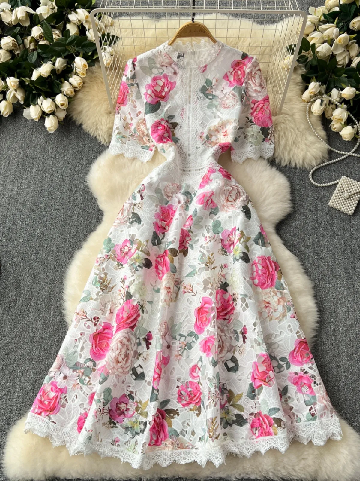 High end women's clothing 2024 summer new French retro elegant lace patchwork print waist style formal dress