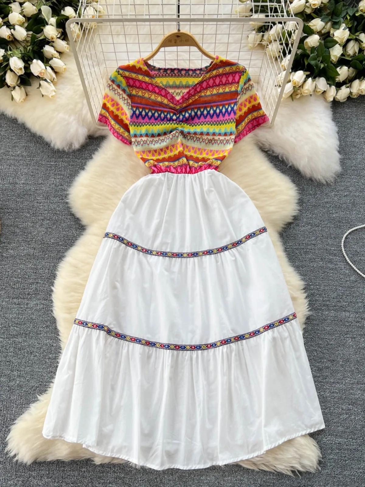 Yunnan Tourism Holiday Dress Women's Design Sense Embroidered Knitted Spliced Waist Slimming French First Love Dress