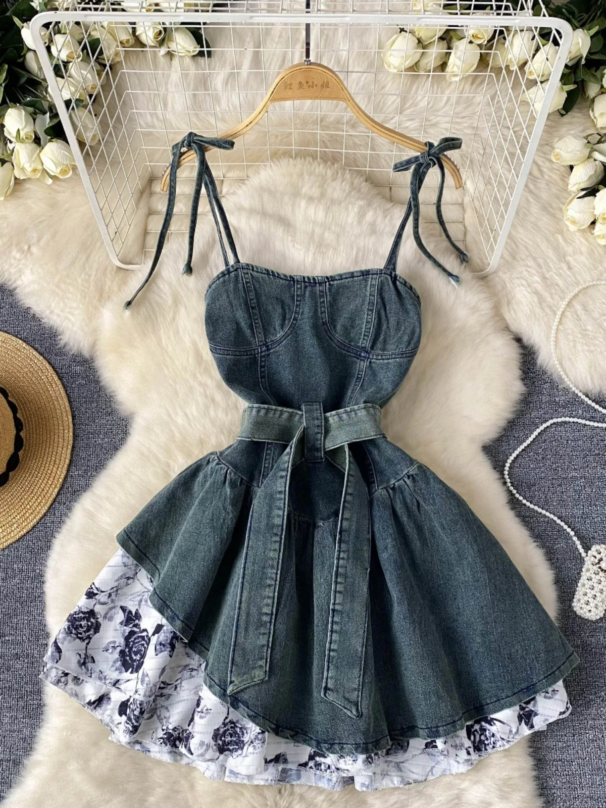 Sweet and Spicy Girl Rose Denim Dress for Women's Summer New Small stature Design Feels Slim and Slim with Slim Hanging Strap Puff Dress