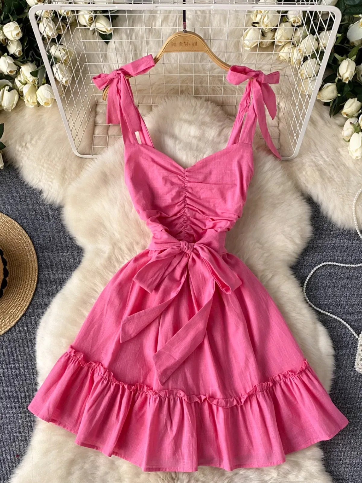 Korean Sweetheart Instagram Vacation Dress Women's Fashionable Age Reducing Skirt with Strap and Hanging Strap, Ruffled Edge, Fluffy Skirt